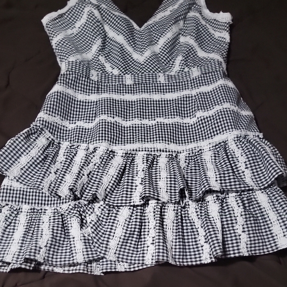 Gingham Ruffle Dress - Picture 4 of 9